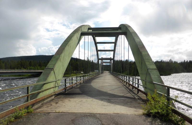 Old_bridge_E45_Pitealven_juli23_RMcG_P1070771c