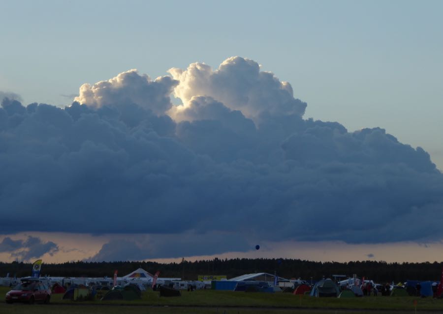 Cumulus_cloud_Jukola_Kauhava_jun24_RMcG_P1110485c