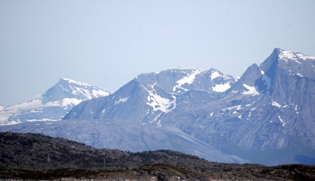 Peak770 and Kuglhornet from Lødingen 8348c