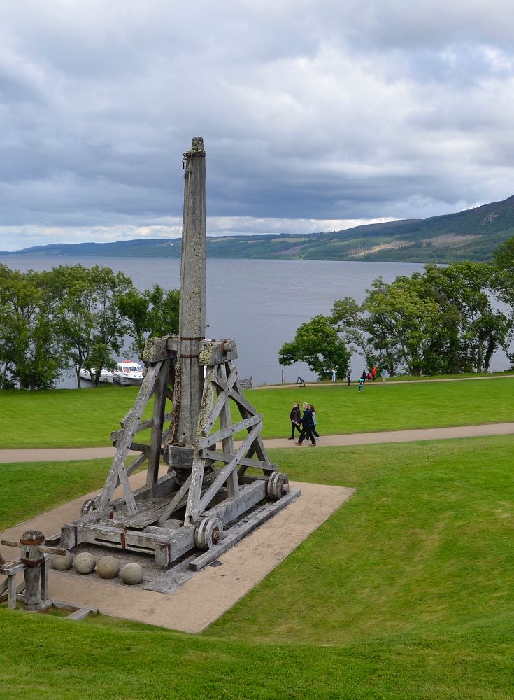 Trebuchet_CastleUrquhart_150806_RMcG_RGD1210c