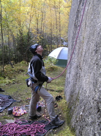 Pudde on belay