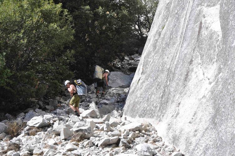 Dihedral_approach_Yosemite_sept09_RMcG_5427