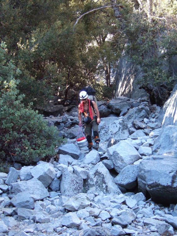 MartinM_Dihedral_descent_Yosemite_sept09_RMcG_F3899