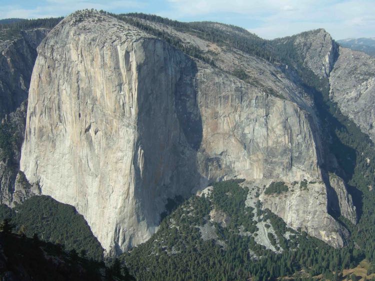 ElCapitan_fr_HigherCathedral_Yosemite_sept09_RMcG_F3983